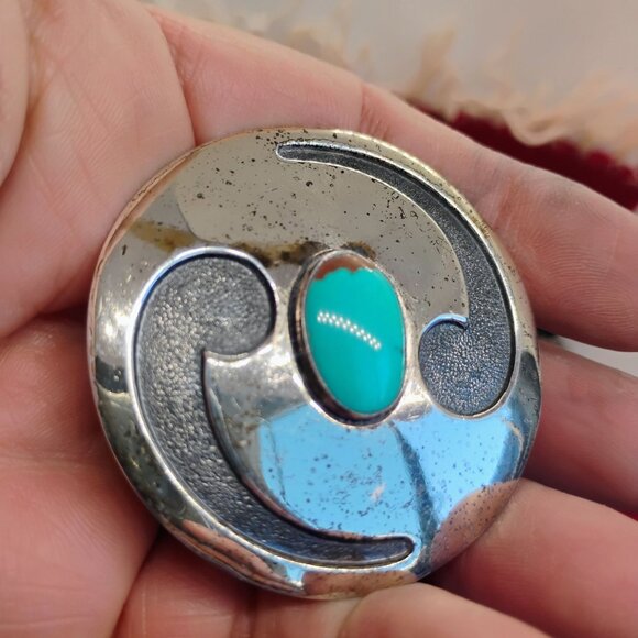 Vtg Native Sterling Silver Overlay Turquoise Brooch Pin 13.9g Round 2" Diameter - Picture 2 of 6